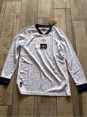 Umbro El Salvador Soccer Jersey White Blue Medium Officially Licensed